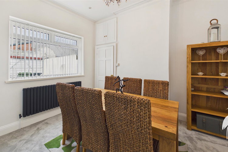 Dining Room - Picture 5 of 16
