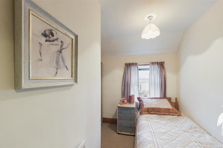 Bedroom 3 - Picture 18 of 26