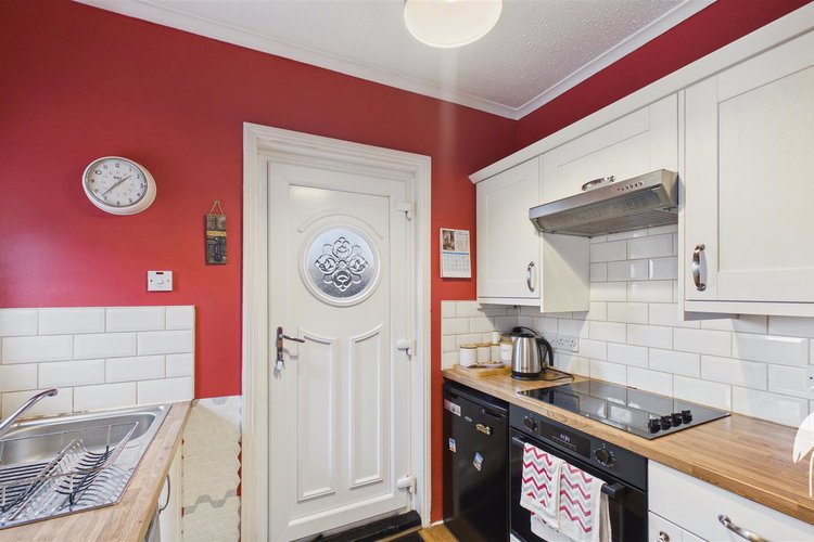 Kitchen - Picture 9 of 26