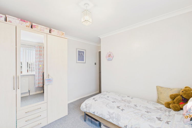 Bedroom 2 - Picture 17 of 25