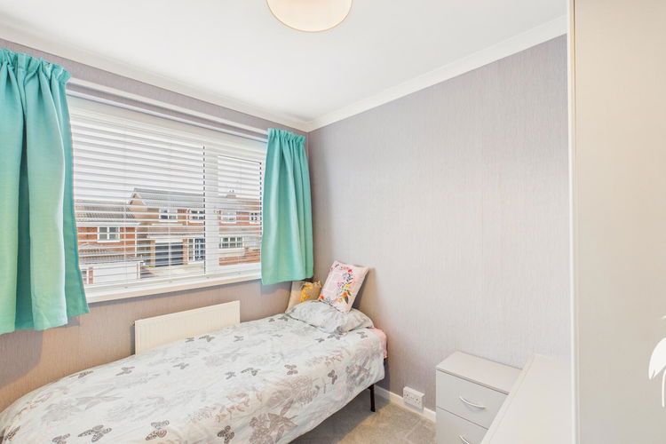 Bedroom 3 - Picture 18 of 25