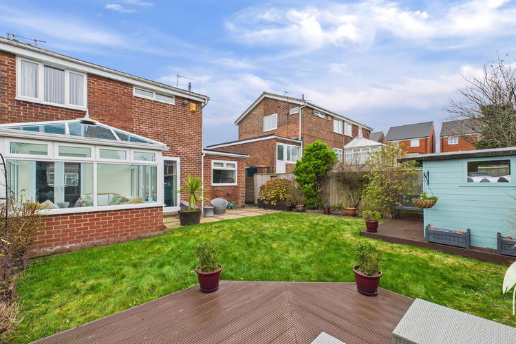 Outside - Picture 25 of 25