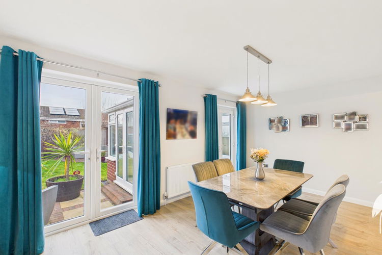 Dining Kitchen - Picture 6 of 25