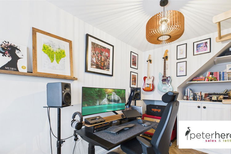 CAM03169G0-PR0108-STILL013.jpg - Picture 14 of 26