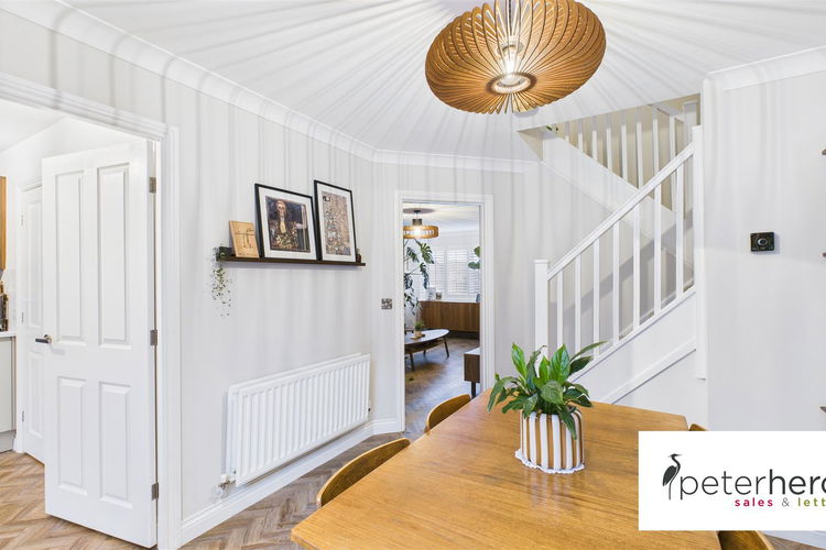 Dining Room - Picture 6 of 26