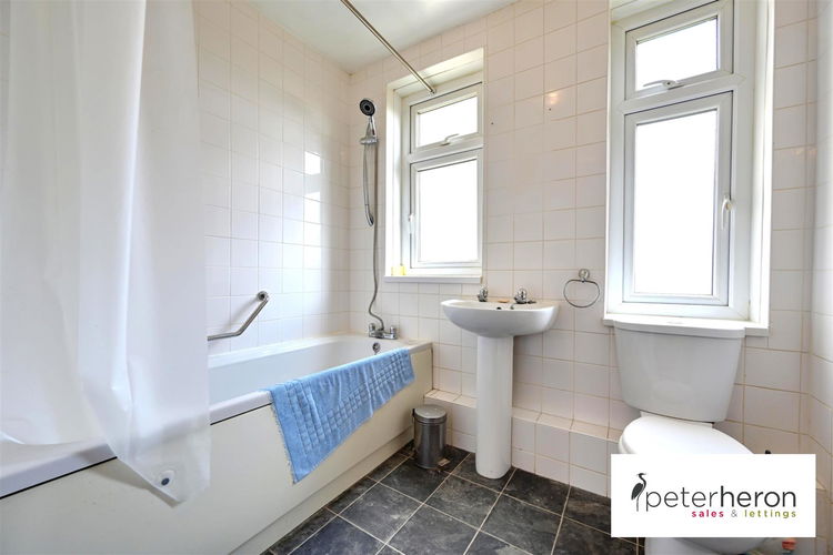 Bathroom - Picture 12 of 15