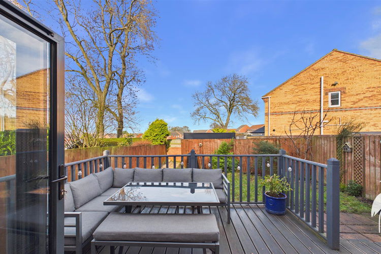 Outside - Picture 24 of 27