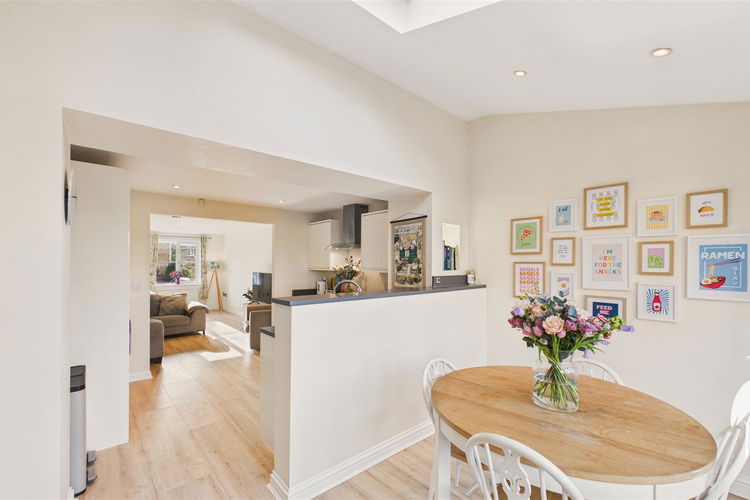 Dining Area - Picture 10 of 27