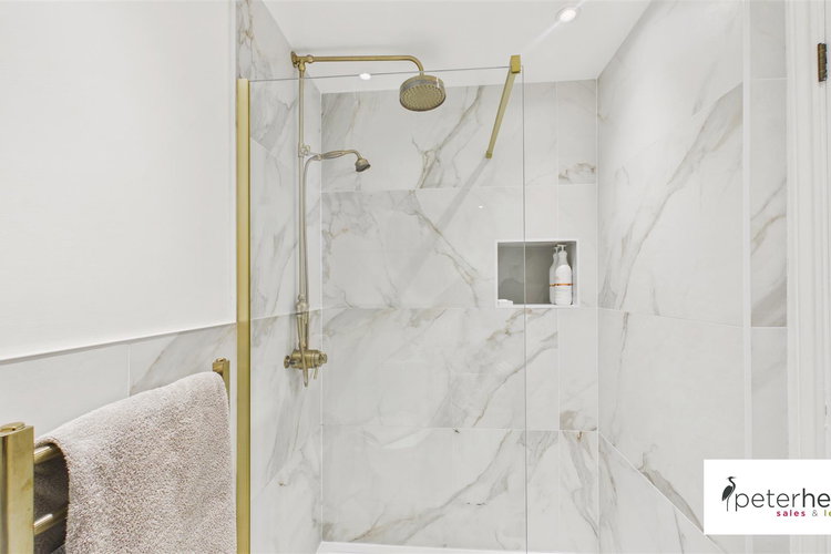 En-Suite Shower Room - Picture 17 of 29