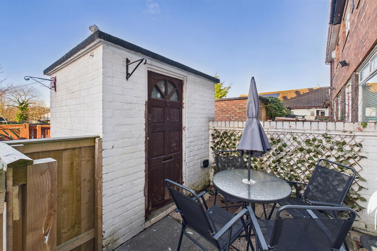 Outside - Picture 21 of 21