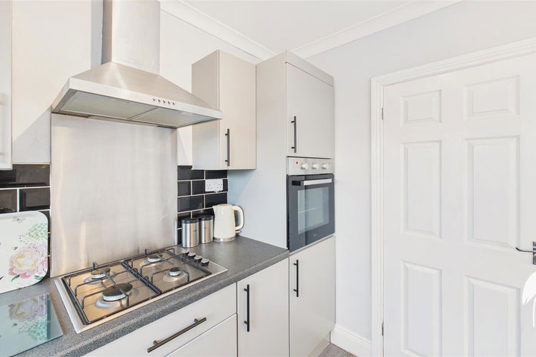 Kitchen - Picture 9 of 21