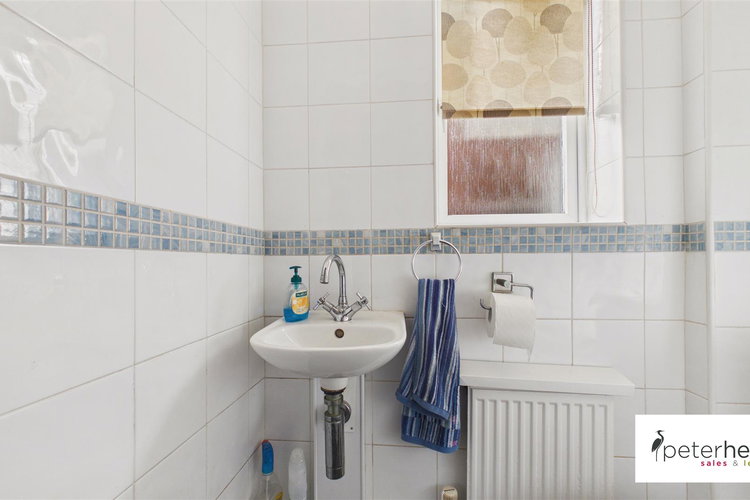 Cloakroom/WC - Picture 15 of 41