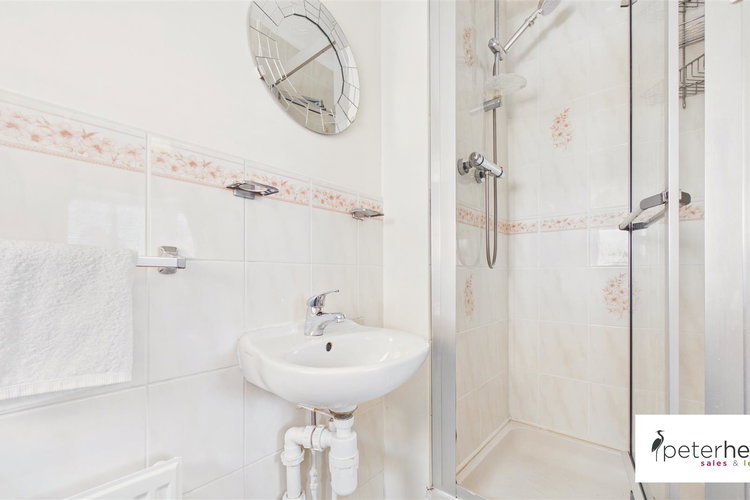En-Suite Shower Room - Picture 23 of 41