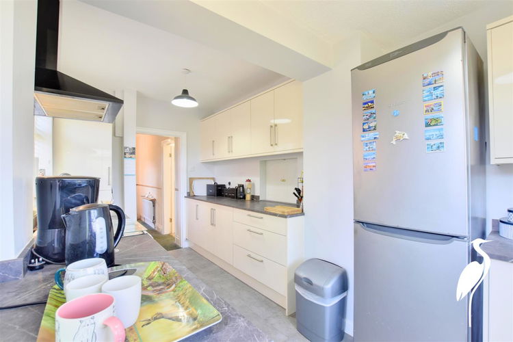 Kitchen - Picture 9 of 26