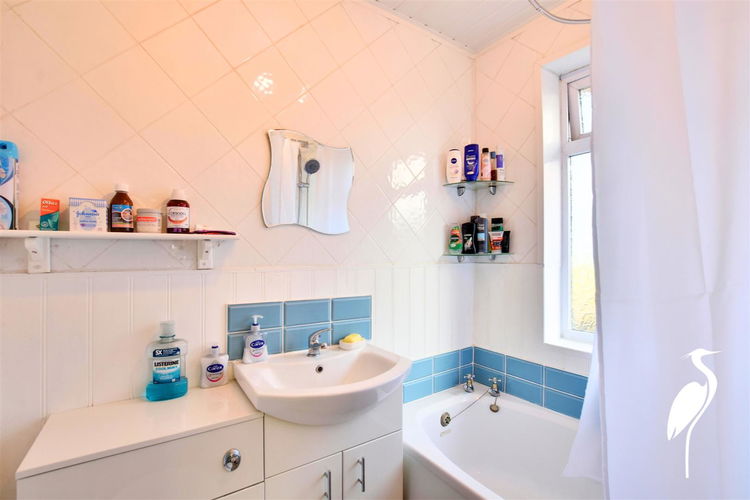 Bathroom - Picture 19 of 26