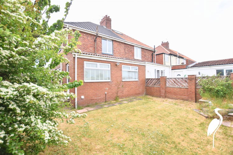 Outside - Picture 23 of 26