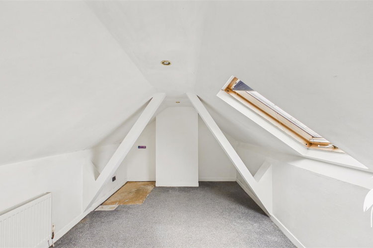 Loft Space - Picture 17 of 20