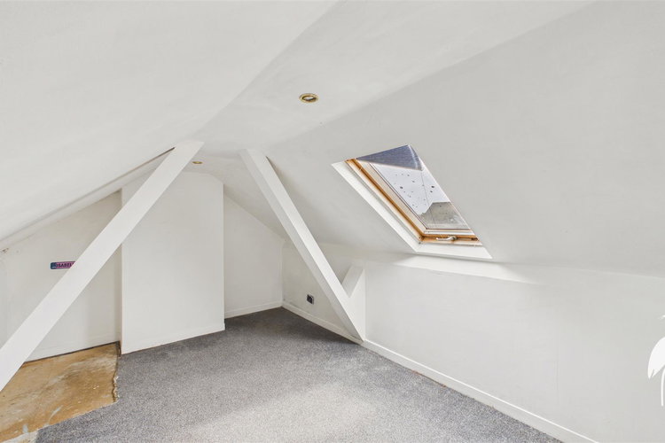 Loft Space - Picture 19 of 20