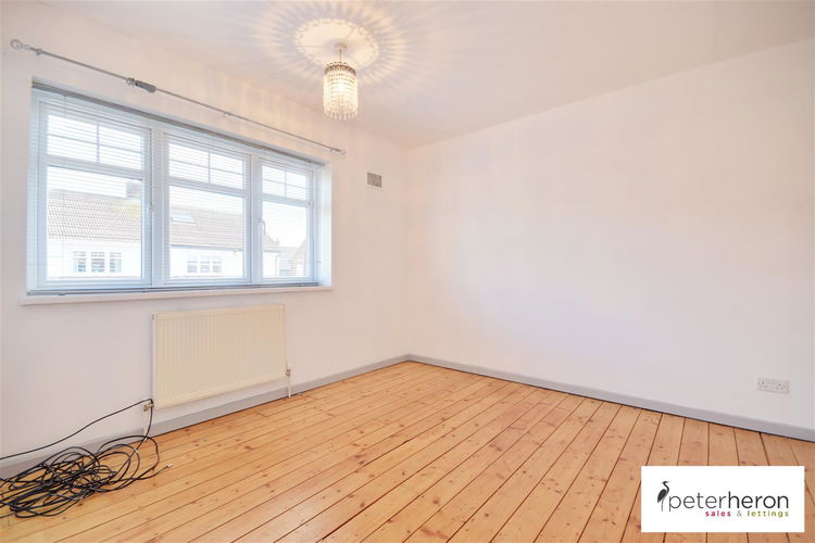 Bedroom 2 - Picture 10 of 14