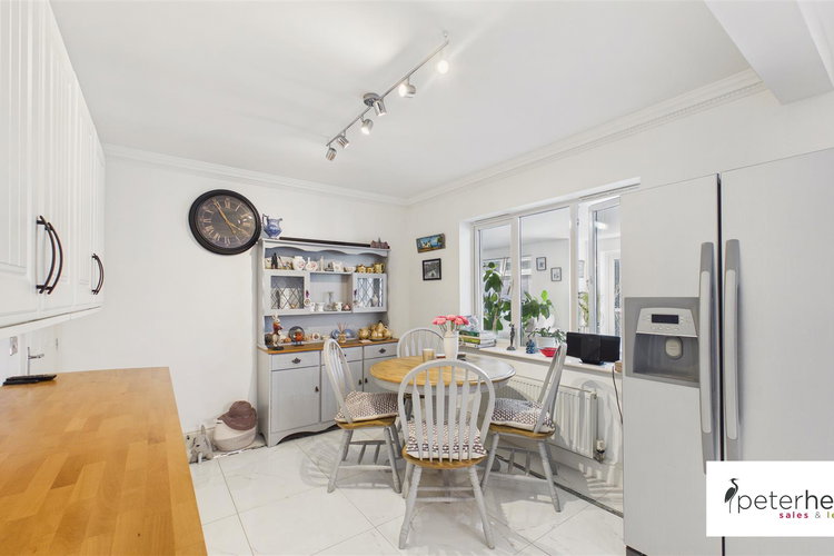 Open Plan Kitchen/Diner - Picture 13 of 64
