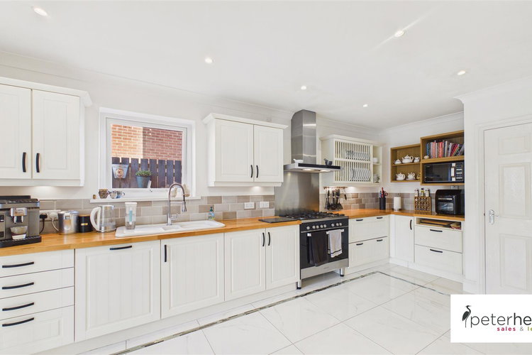 Open Plan Kitchen/Diner - Picture 6 of 64