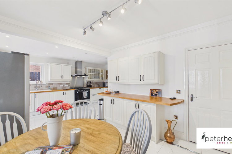 Open Plan Kitchen/Diner - Picture 9 of 64