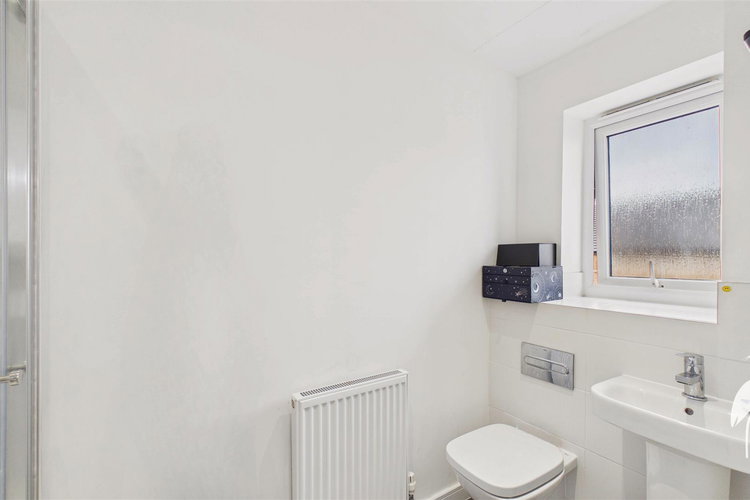 En Suite Showeroom - Picture 16 of 26