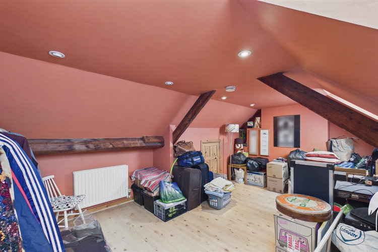 Loft Space - Picture 19 of 25