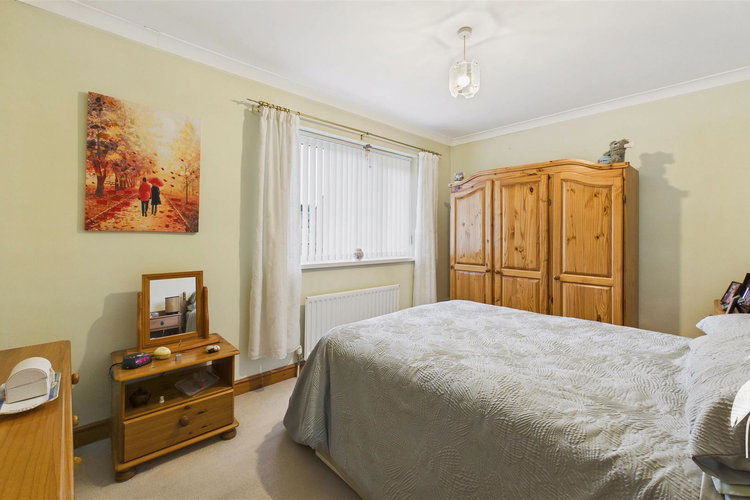 Bedroom 1 - Picture 12 of 22