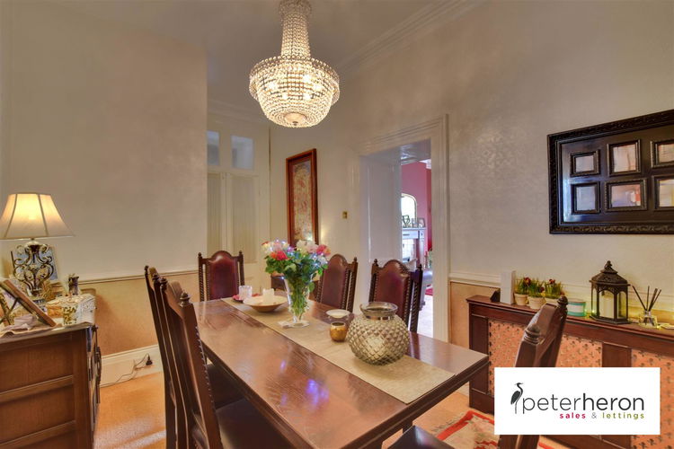 Dining Room - Picture 6 of 37