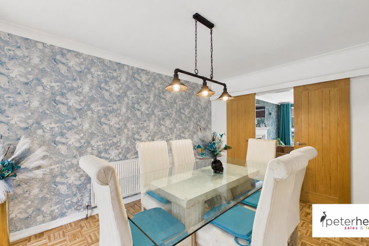 Dining Room - Picture 7 of 47