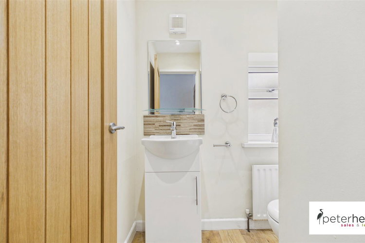En suite - Picture 30 of 47