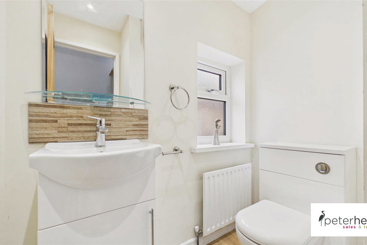 En suite - Picture 31 of 47