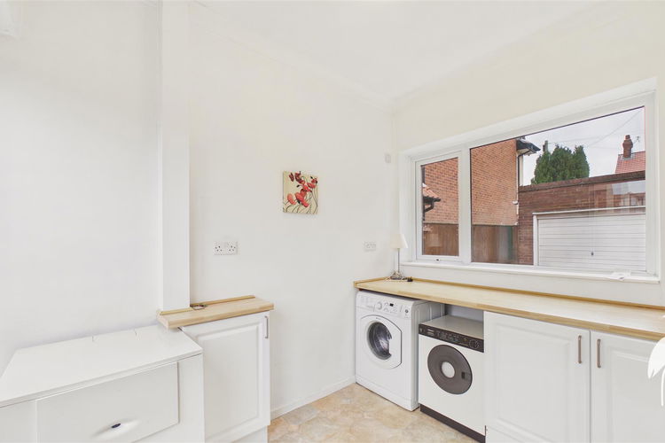 Utility - Picture 15 of 40