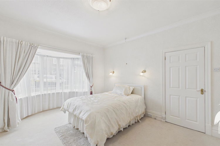 Bedroom 2 - Picture 27 of 40