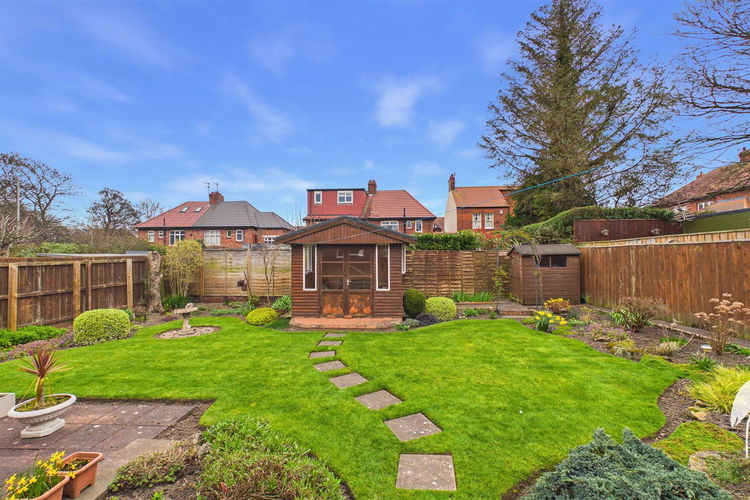 Outside - Picture 32 of 40