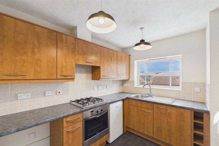Kitchen - Picture 5 of 14