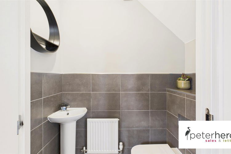 Cloakroom/WC - Picture 15 of 32