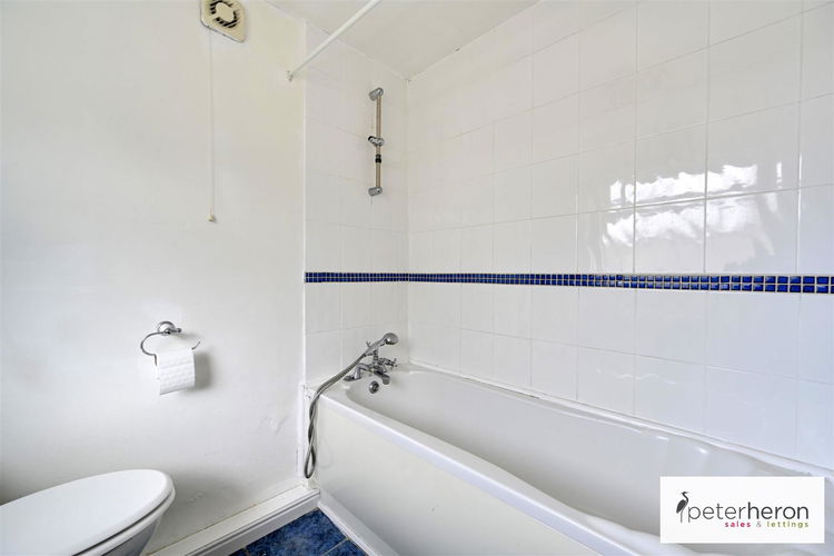 Bathroom - Picture 8 of 14