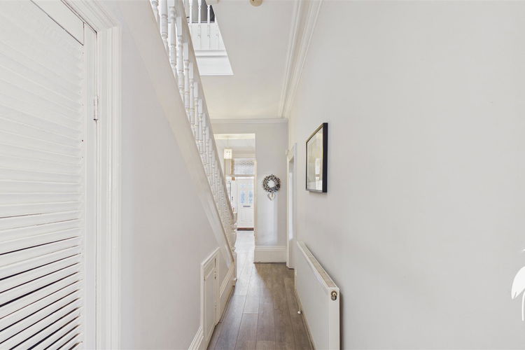 Reception Hall - Picture 11 of 32