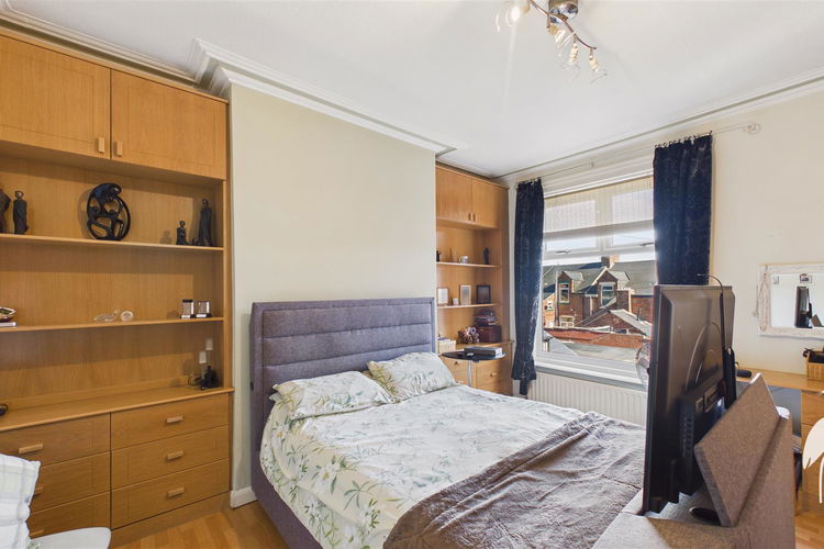 Bedroom 3 - Picture 25 of 32