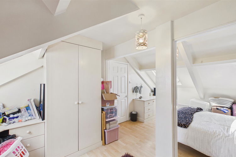 Bedroom 1 - Picture 29 of 32