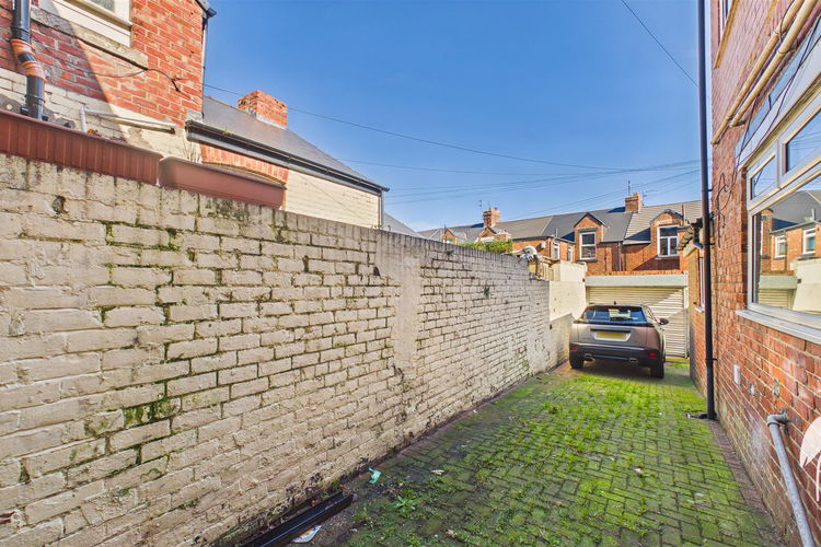 Outside - Picture 31 of 32