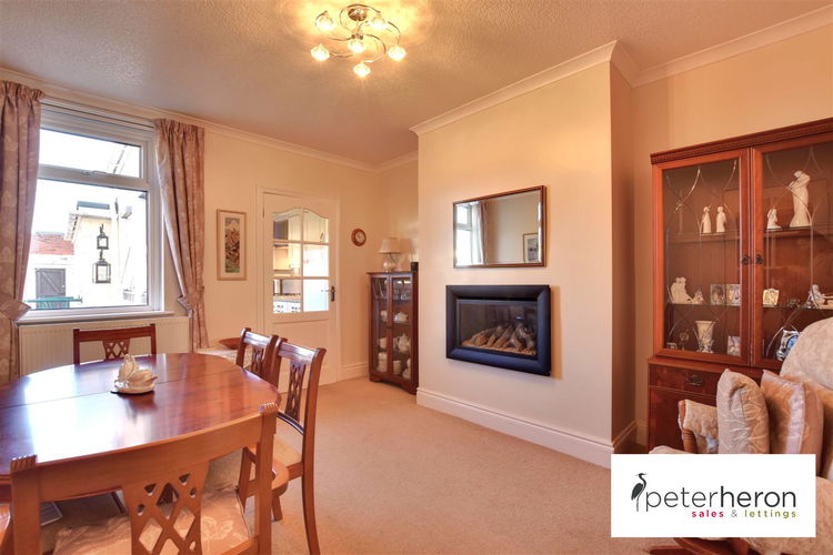 Dining Room - Picture 4 of 22