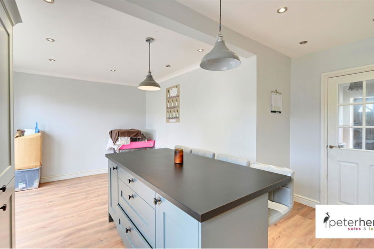 Dining Kitchen - Picture 5 of 19