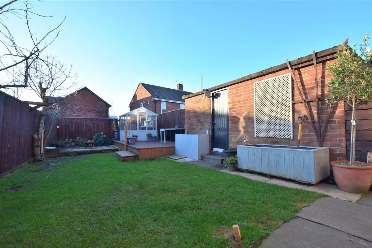 Hylton Castle Road, Sunderland, Tyne & Wear, SR5 3EF £119,950 from