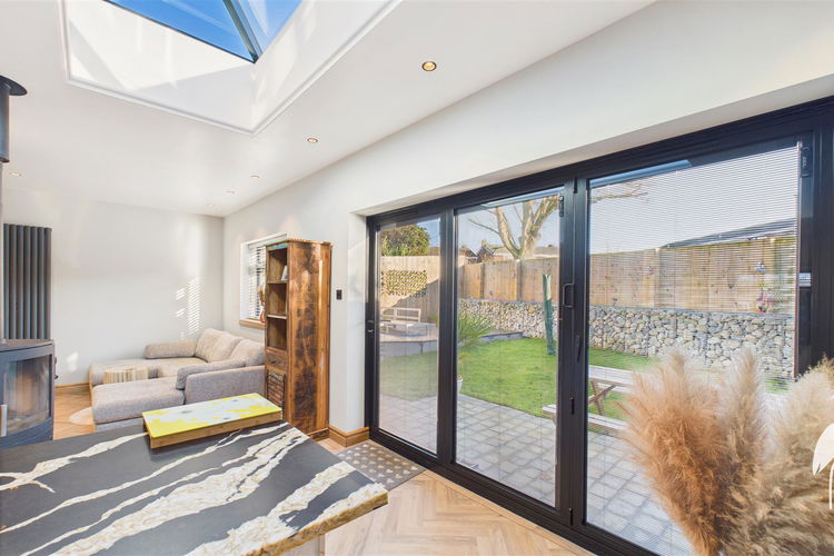 Kitchen Area - Picture 14 of 53