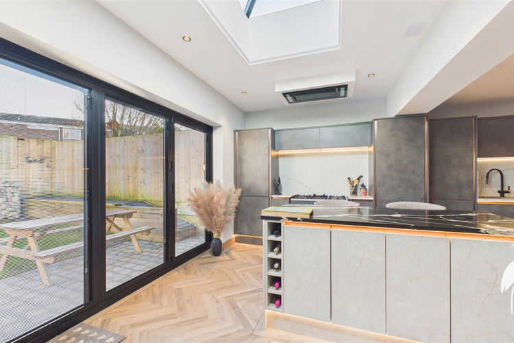 Kitchen Area - Picture 19 of 53