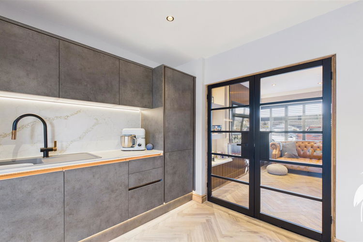 Kitchen Area - Picture 22 of 53