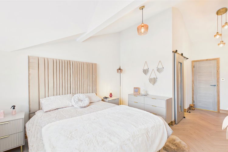 Bedroom 1 - Picture 28 of 53